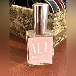 ALT. Fragrances Duchess